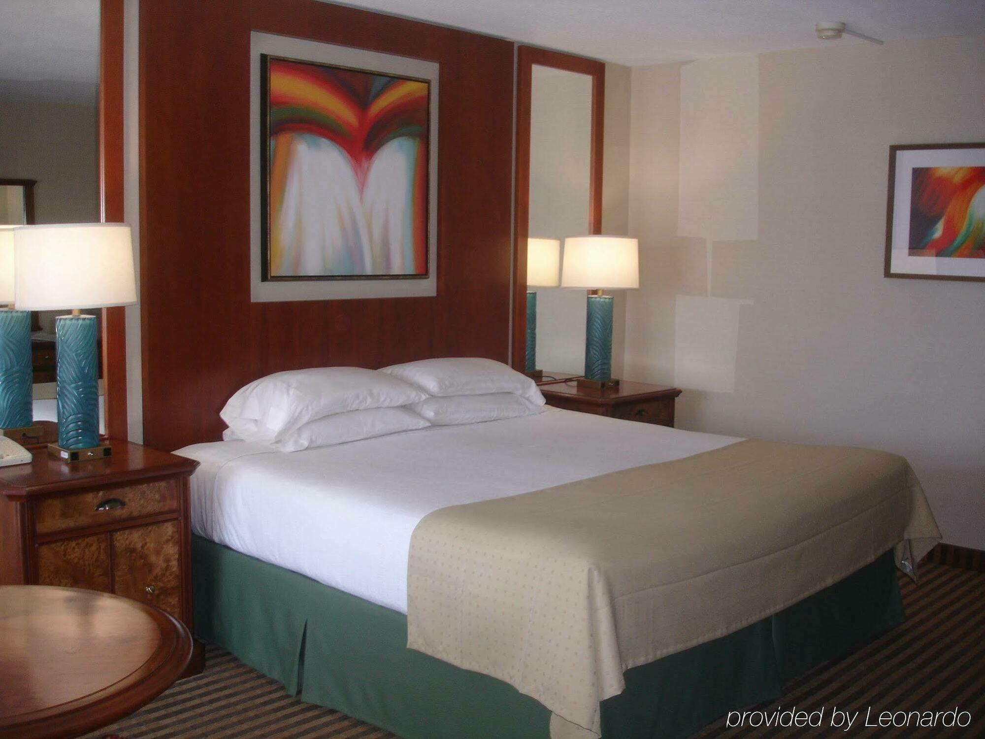 Holiday Inn Niagara Falls-By The Falls By Ihg Εξωτερικό φωτογραφία
