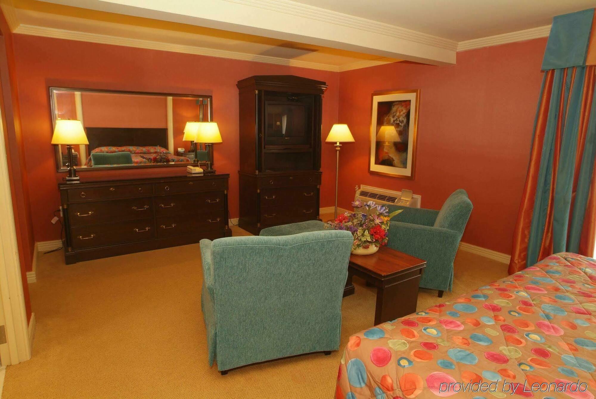 Holiday Inn Niagara Falls-By The Falls By Ihg Εξωτερικό φωτογραφία