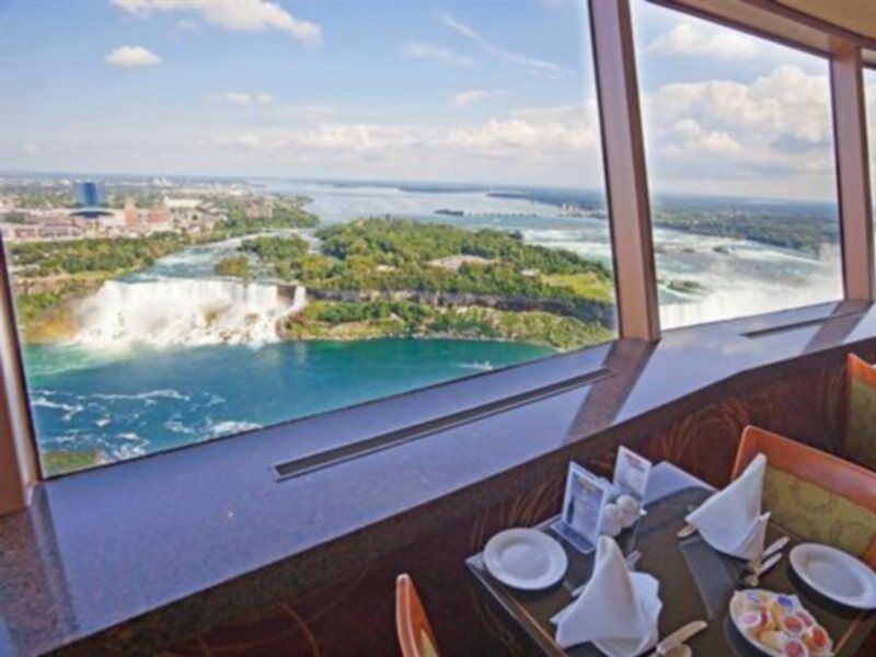 Holiday Inn Niagara Falls-By The Falls By Ihg Εξωτερικό φωτογραφία